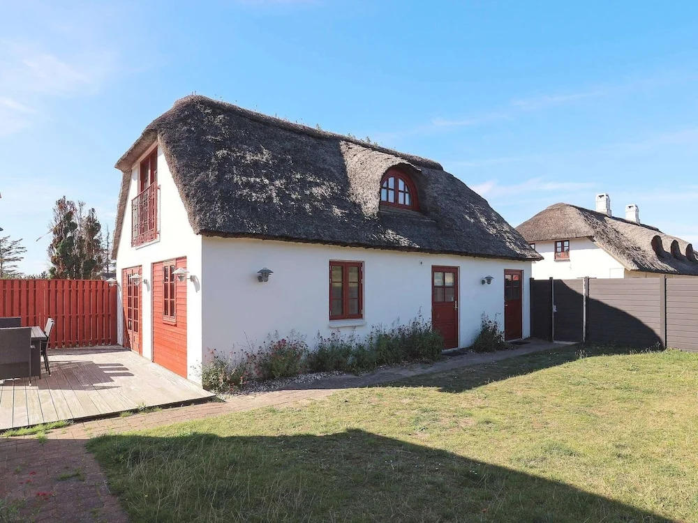 8 Person Holiday Home in Blokhus - фото 7