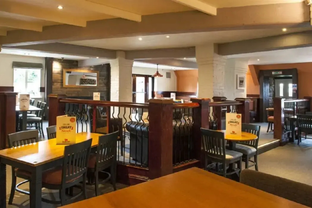 Premier Inn Solihull (Hockley Heath, M42) - фото 39