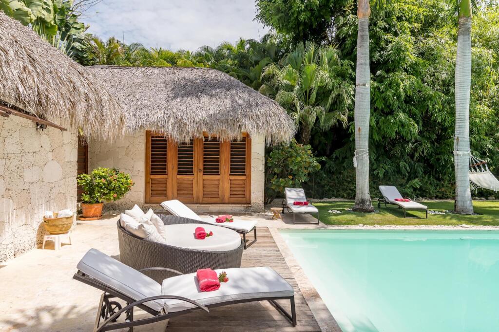 Отель Beautiful villa near Playa Blanca & Serena Beach – Large 2 levels villa with pool, maid, golf, фото 11