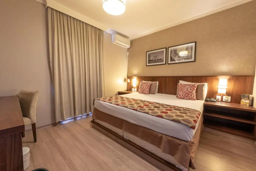 Master Double Suite (full double bed)