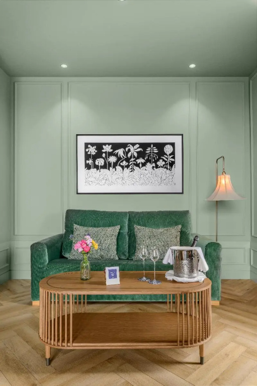 Standard Junior Suite