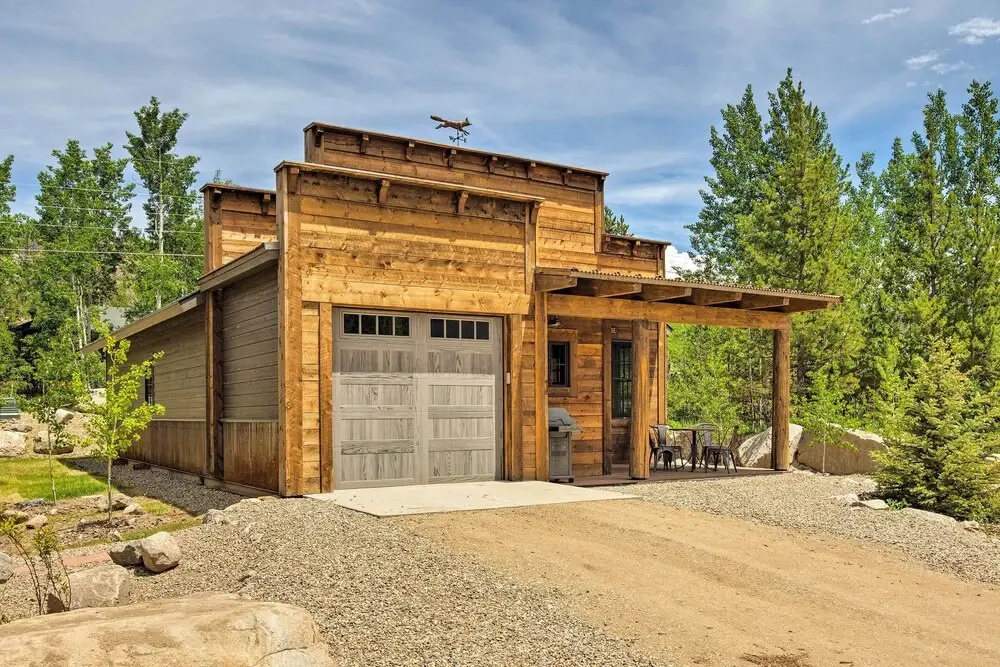 2 Blocks To Grand Lake: Updated Western Cabin! - фото 11