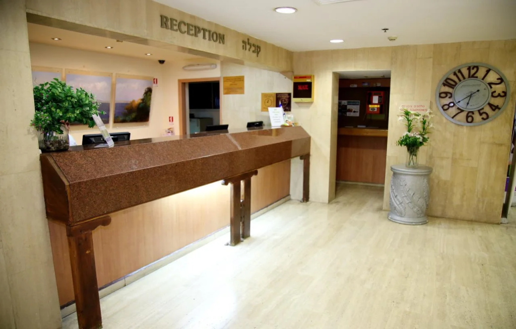 Hotel photo 1