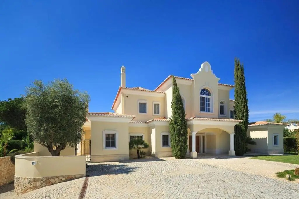 Villa Sol Grande - Exclusive 5 Bedroom Villa - Great Pool Area - Perfect for Families