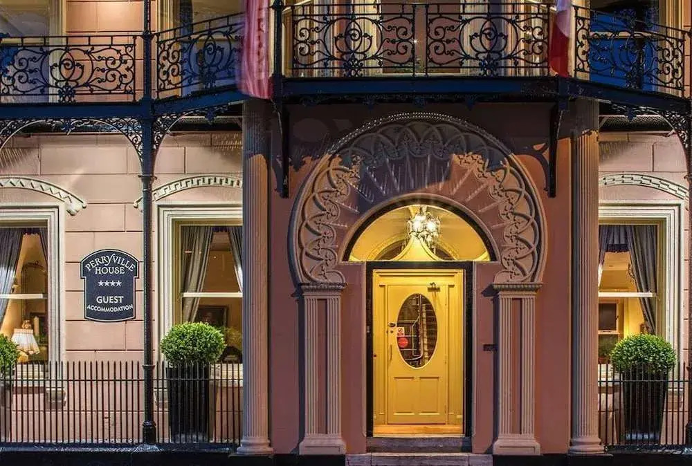 Perryville House by null