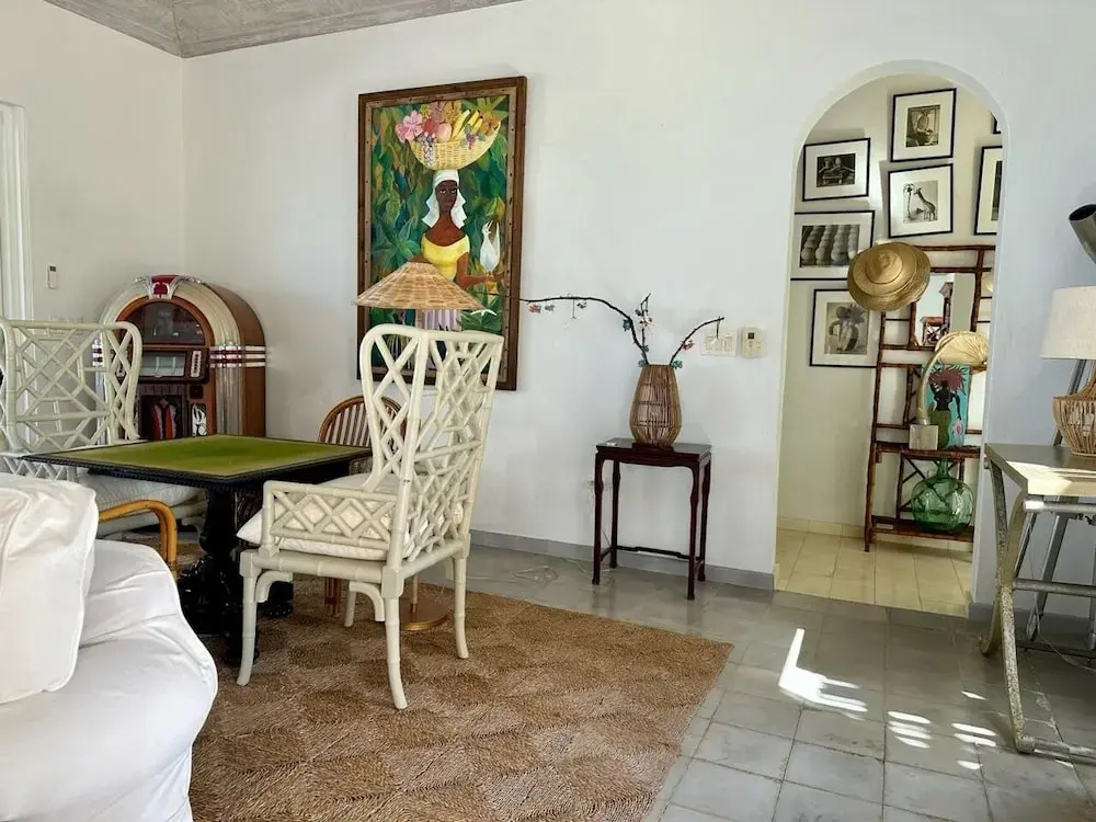 Shangri-La Serenity: Beach Villa With Views — фото 5