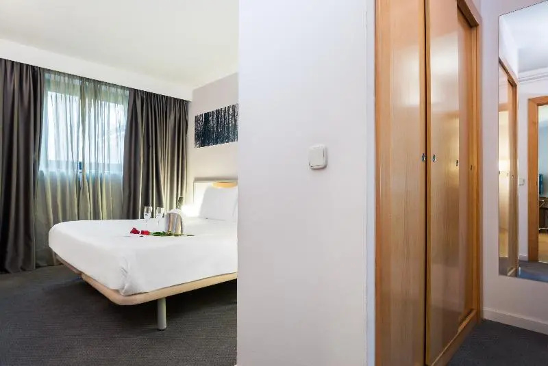 Exe Prisma Hotel - Chambres