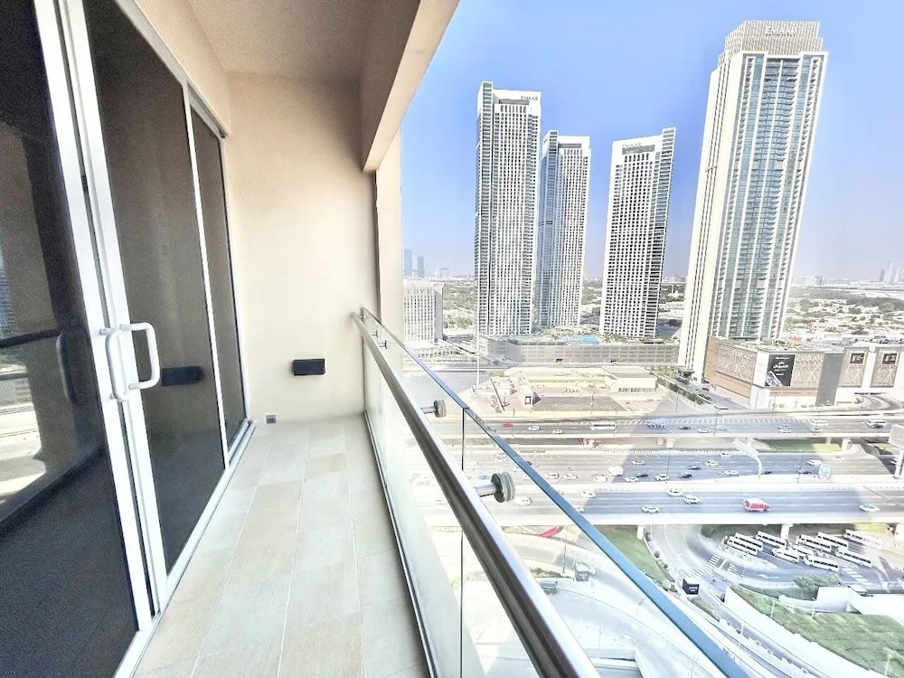 Luxury 1 bedroom at Fashion Avenue Dubai Mall Residences