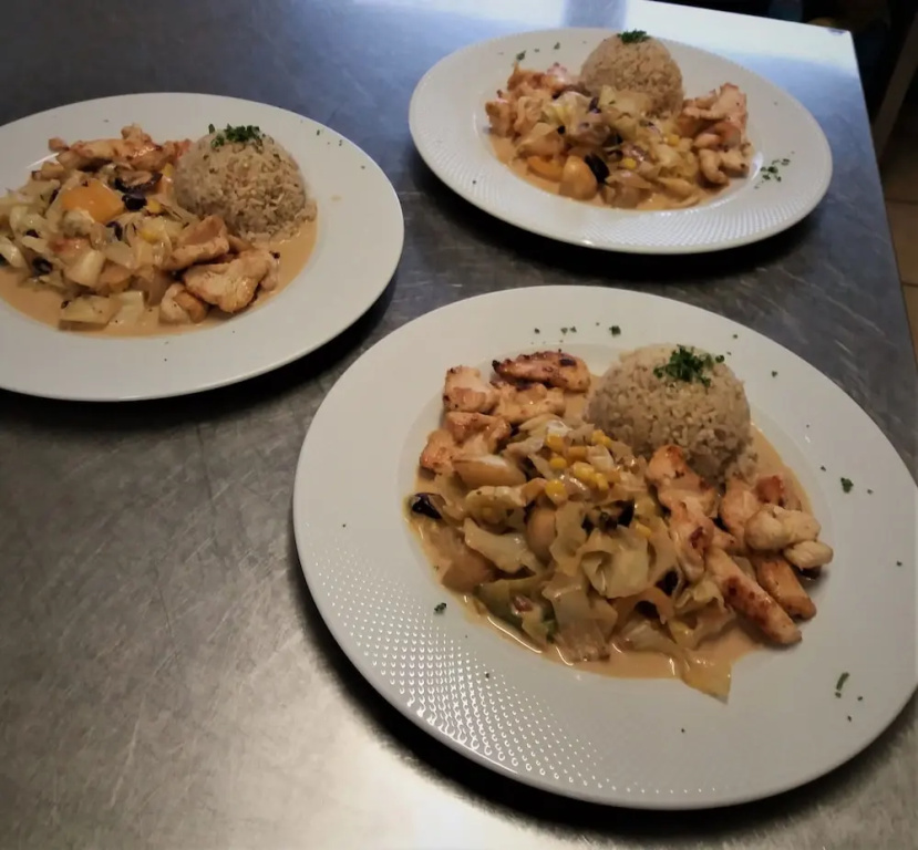 Food & Beverage