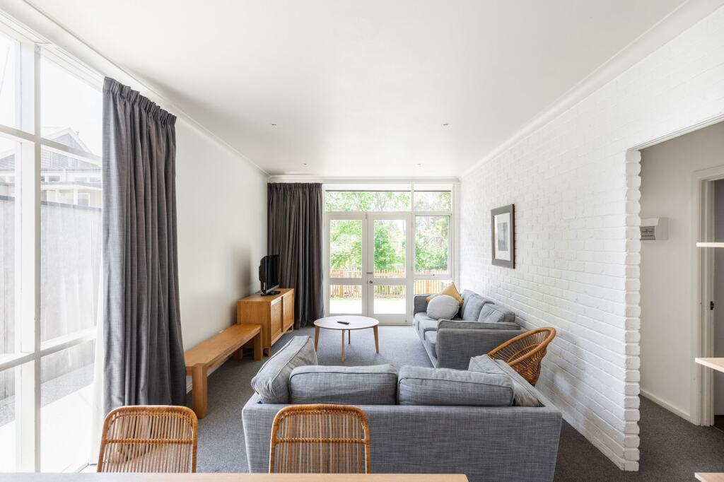 Lorne Hotel by null