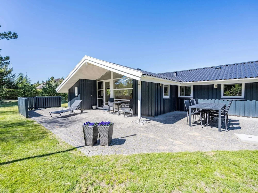 6 Person Holiday Home in Norre Nebel