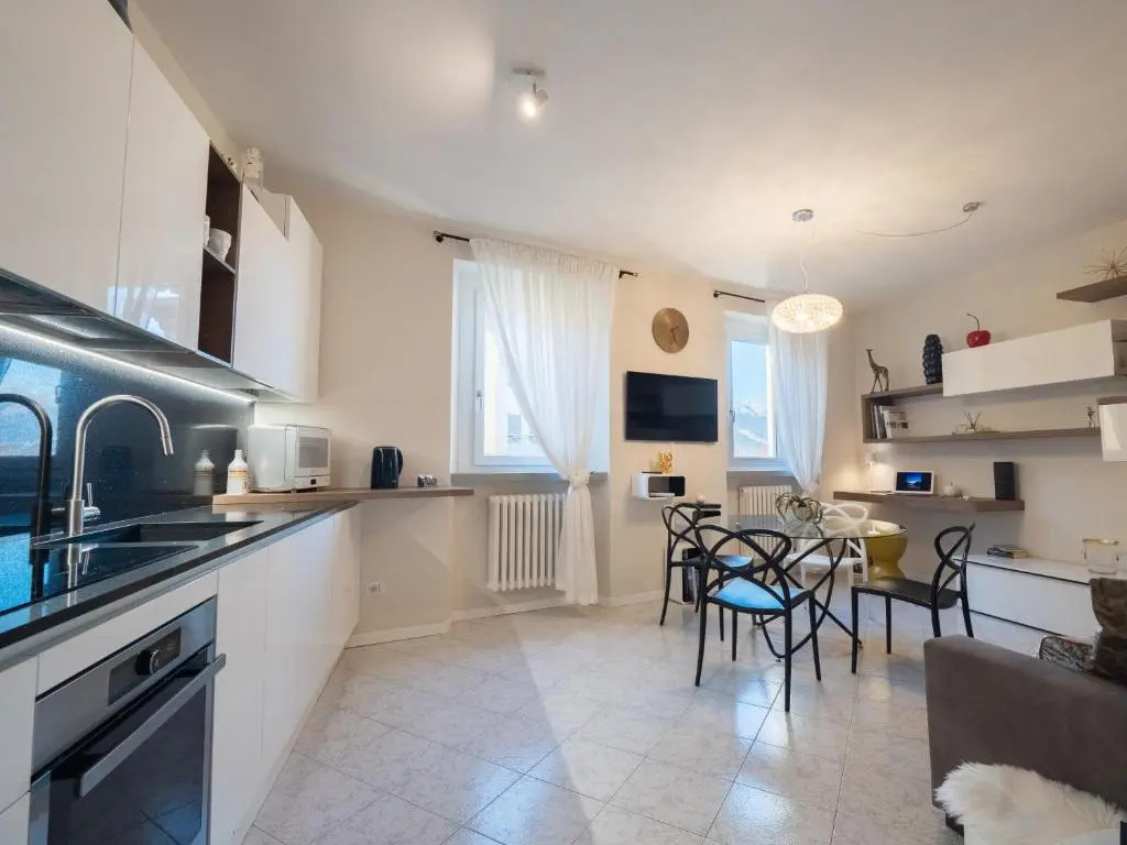 Fall In Love with Como Lake - Chambres