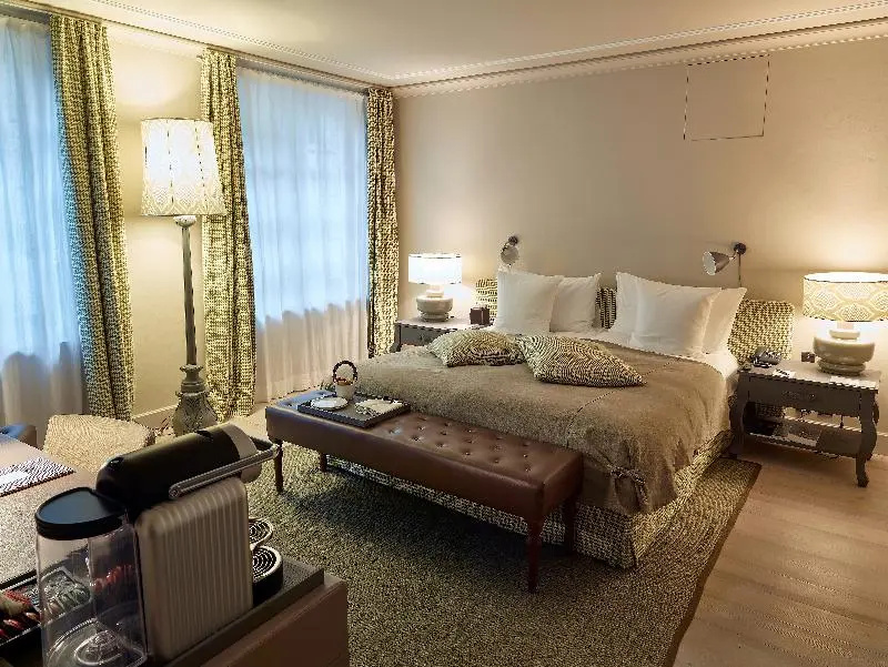 Deluxe Double room with balcony (full double bed)