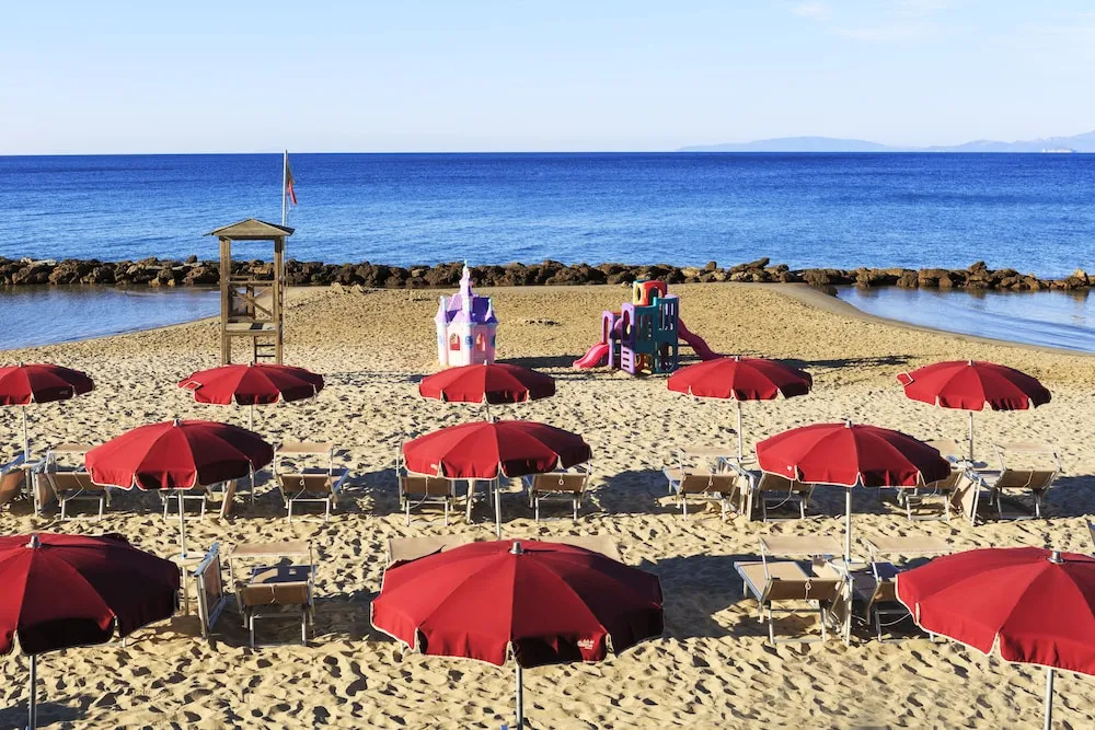 Beach & Waterfront