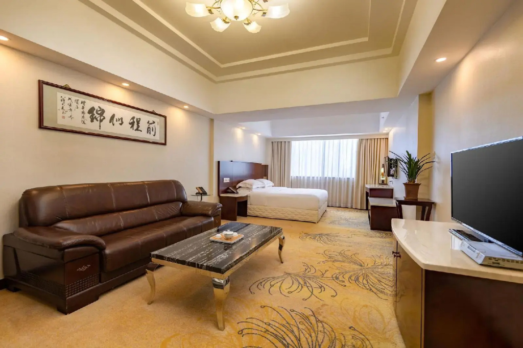 Overseas Chinese Friendship Hotel - Général