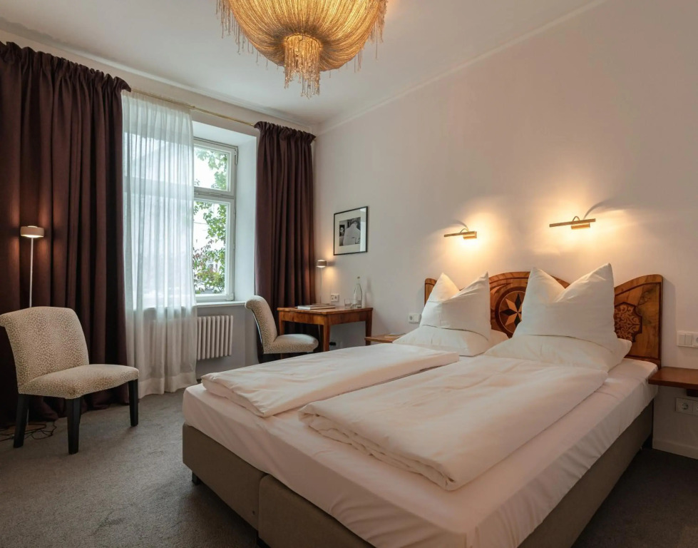 Hotel Olympic by null