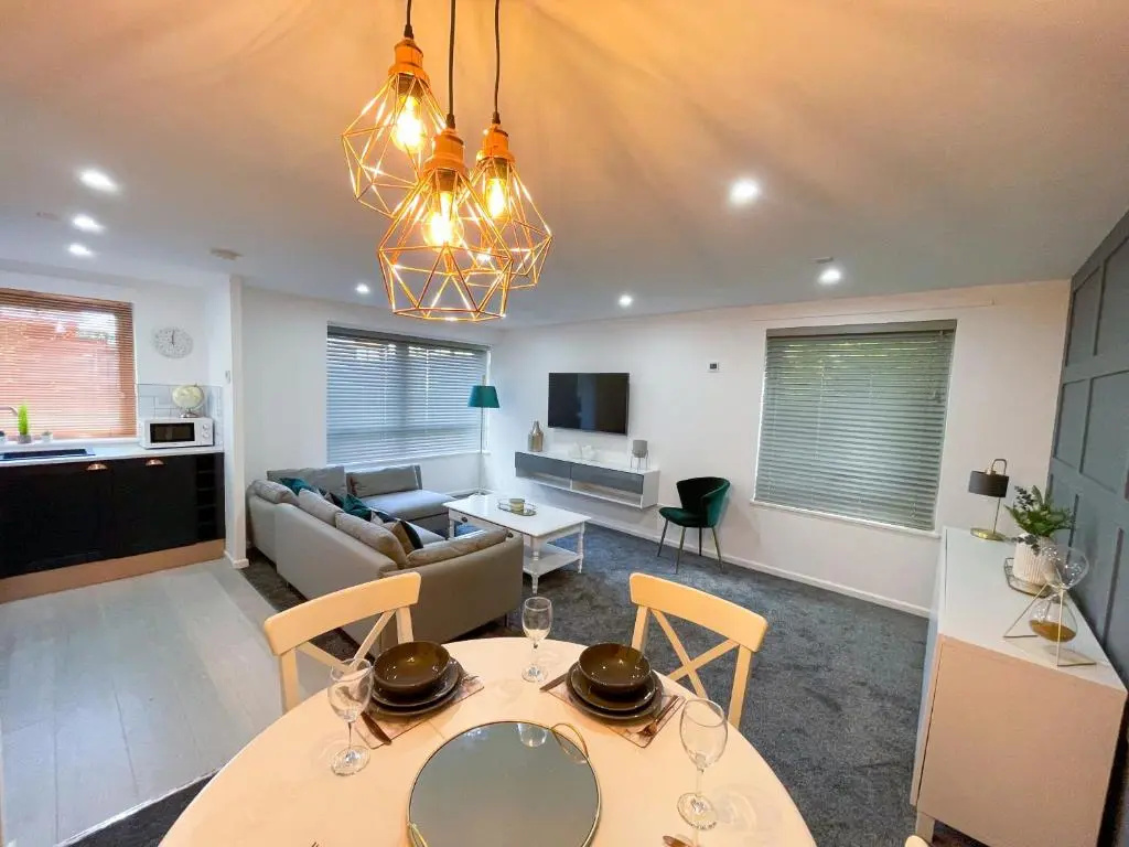 Deluxe Apartment