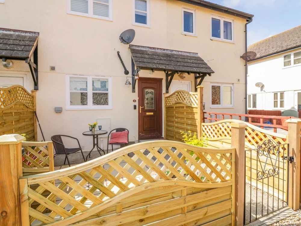 5 Malting Court