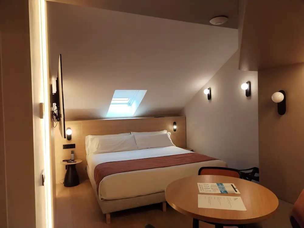 Aparthotel Atenea Calabria Room Type - Double room (full double bed)