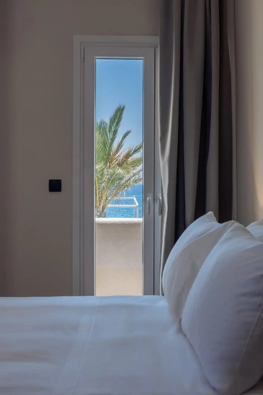 Master Suite with sea view