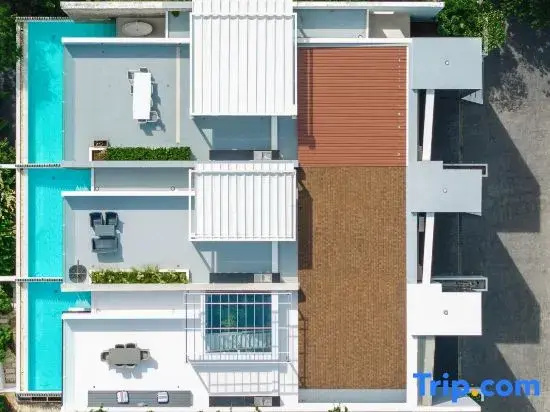 Villa Privé: 4 BR Modern Sea-View Villa in Kata