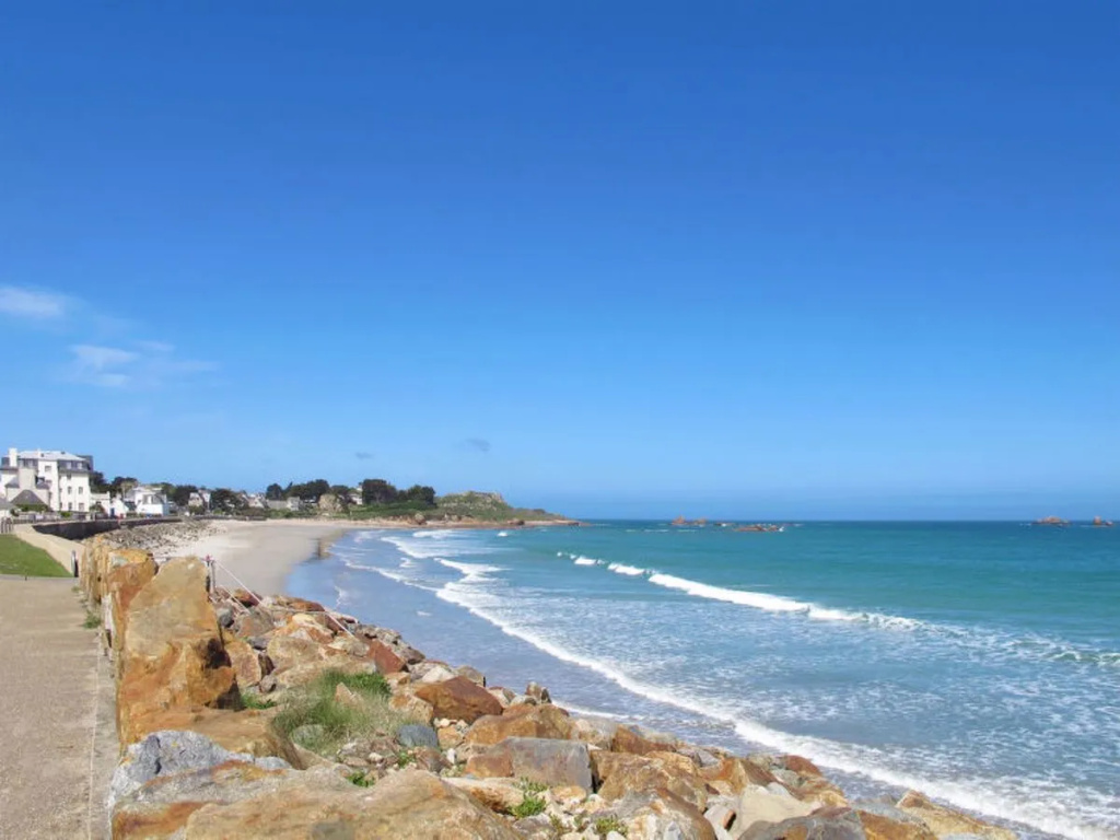 Beach & Waterfront