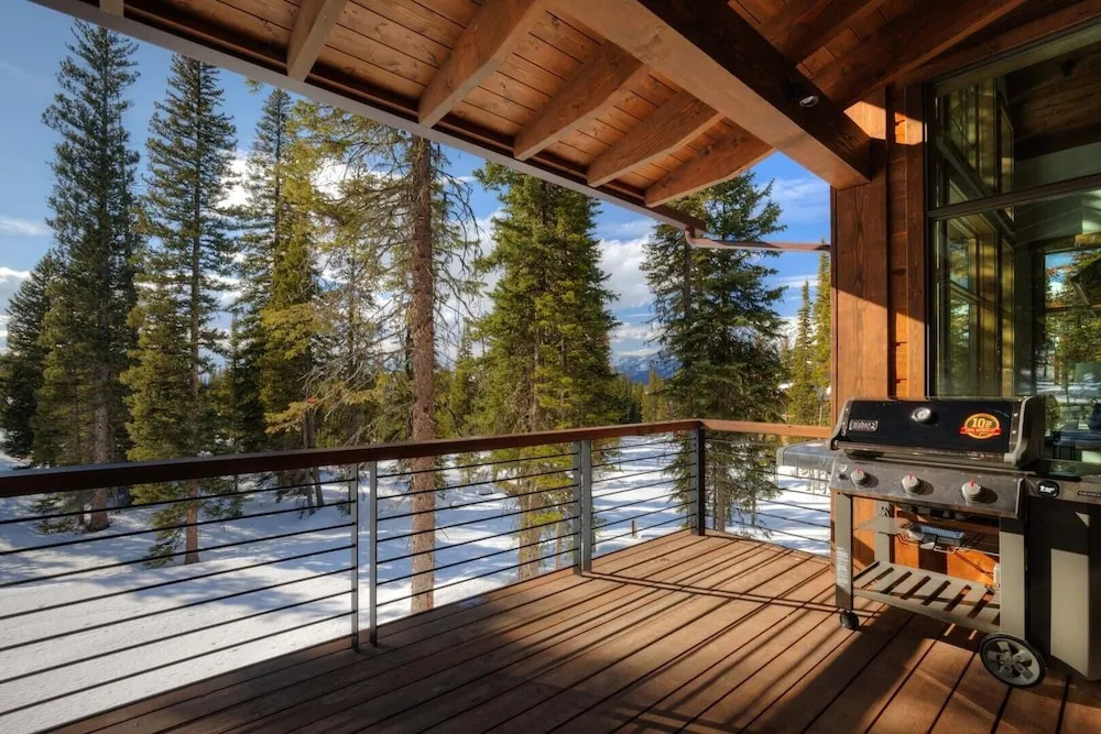 6 Diversion Lane 5 Bedroom Home by Moonlight Basin Lodging