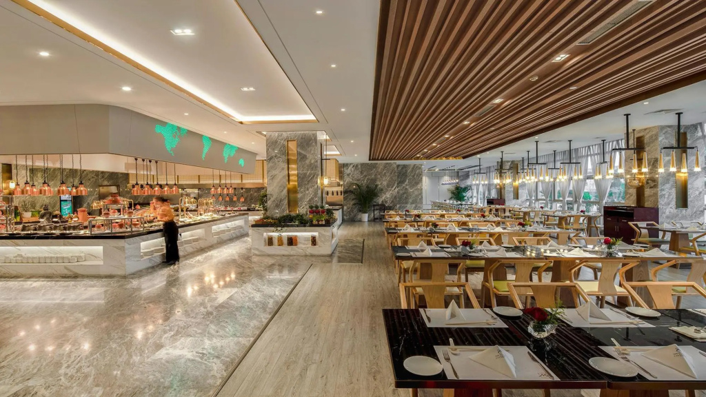 Food & Beverage