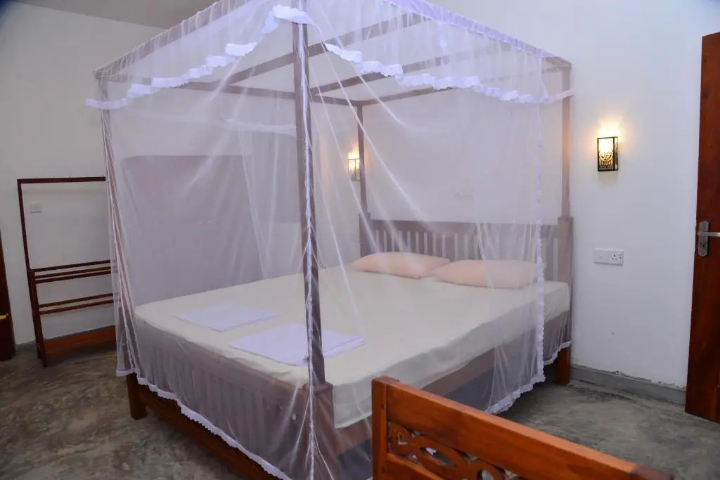 2 Bedrooms Villa