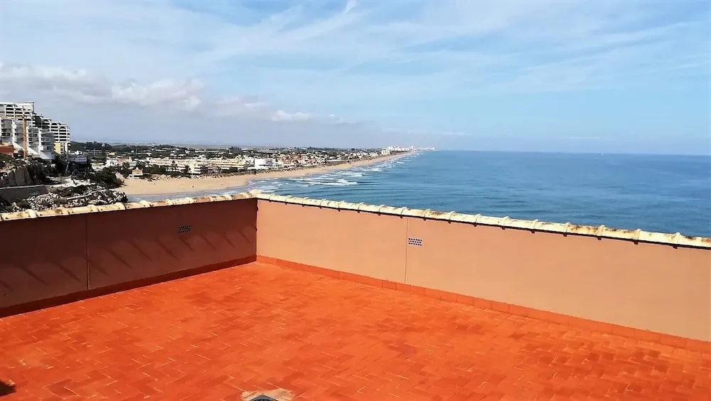 Beach & Waterfront