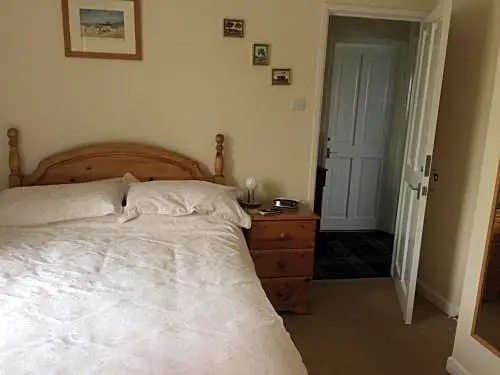 Gwennaul B & B