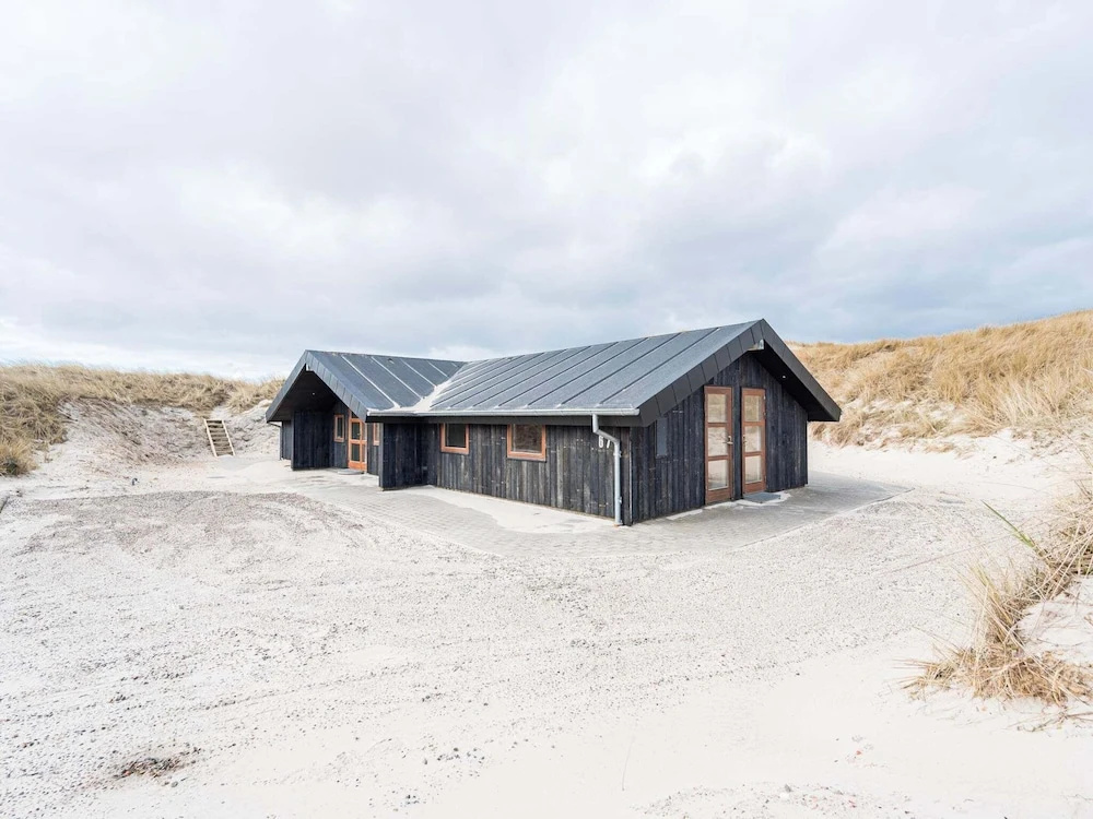 6 Person Holiday Home in Henne