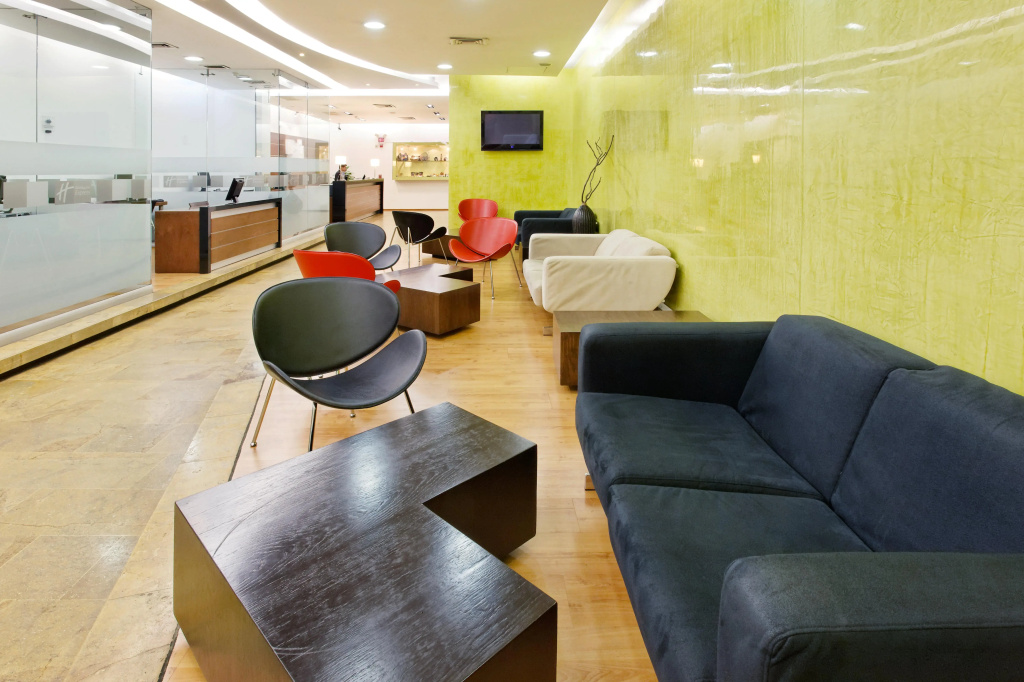 Lobby & Reception