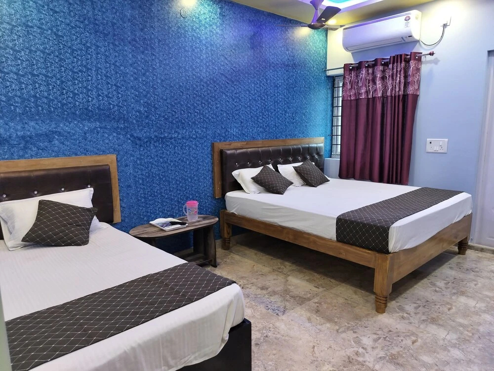 3 Bedrooms Luxury Triple room with balcony