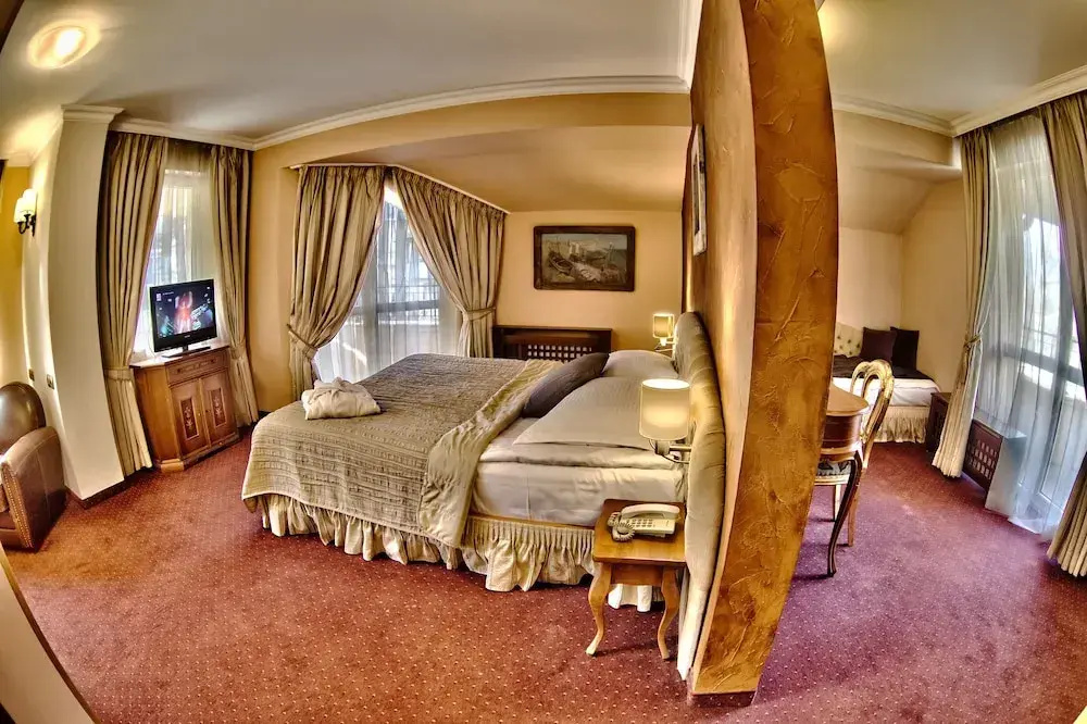 Meg Lozenetz Hotel - Chambres