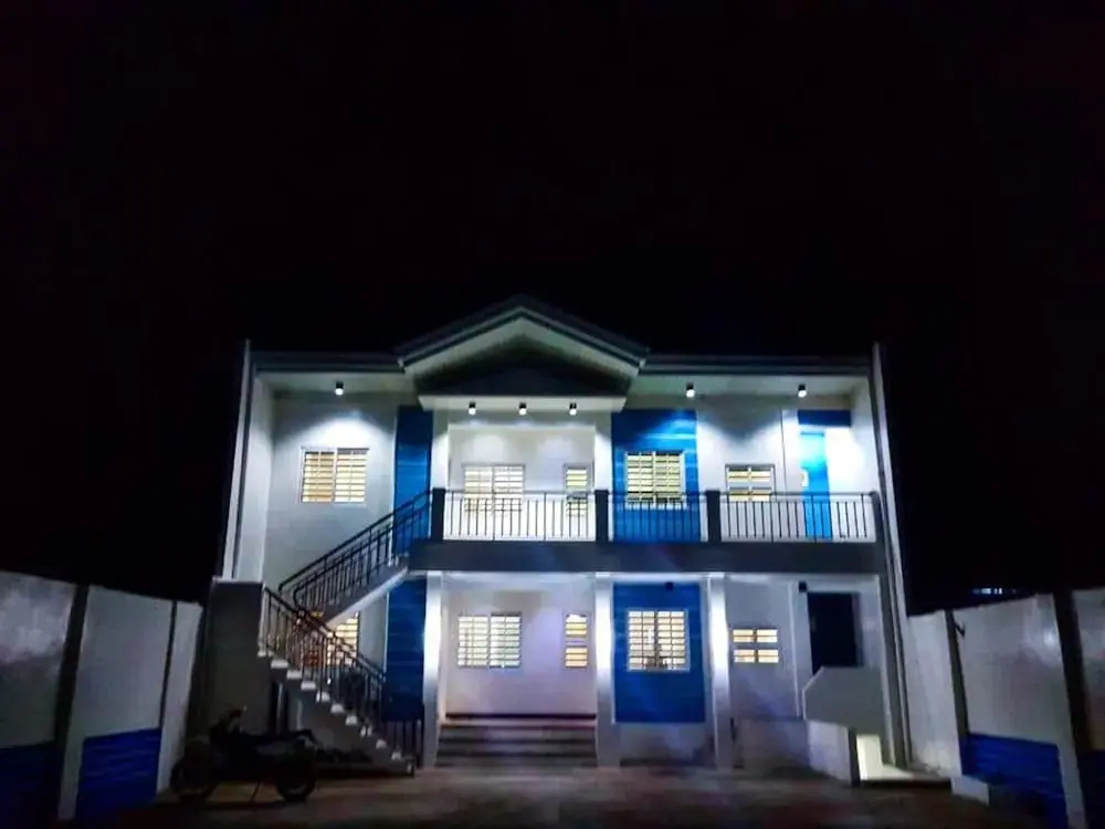 V and G Suites Limay