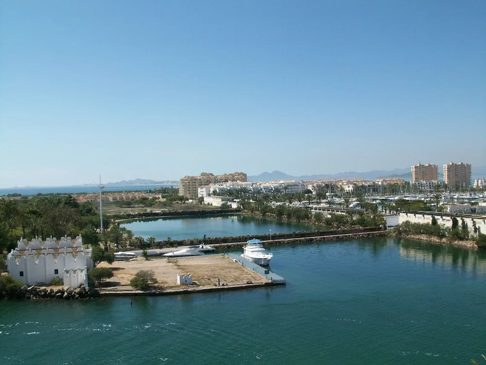 Beach & Waterfront
