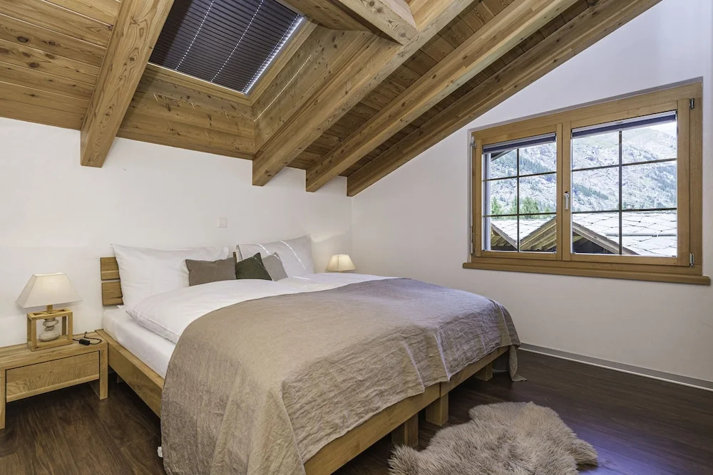 4 Bedrooms Deluxe Duplex room with mountain view