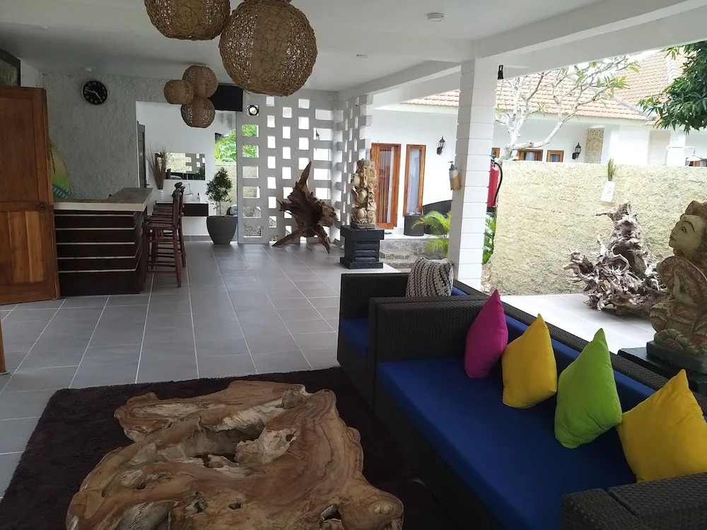 Adi Abian Villas