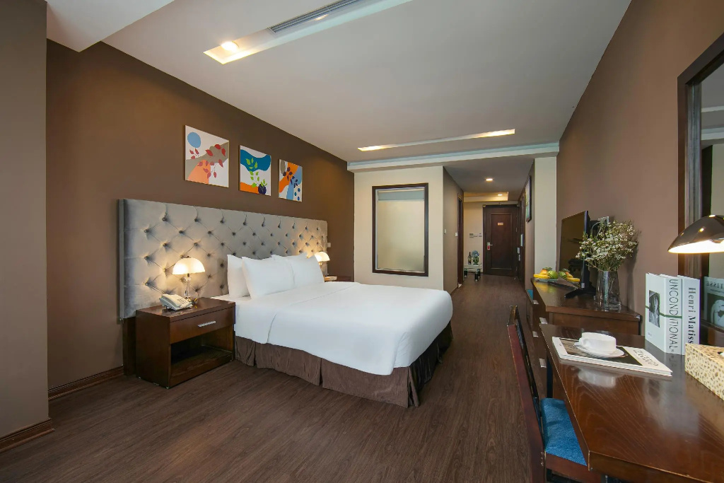 Brilliant Me Tri Hotel — фото