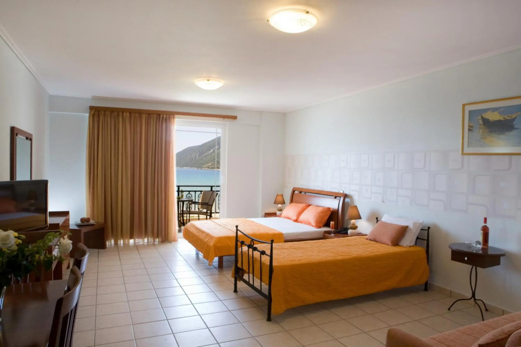Hotel Grand Nefeli - фото 3