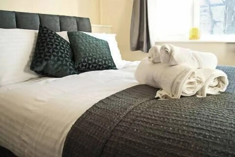 Host Stay Clacton Waves