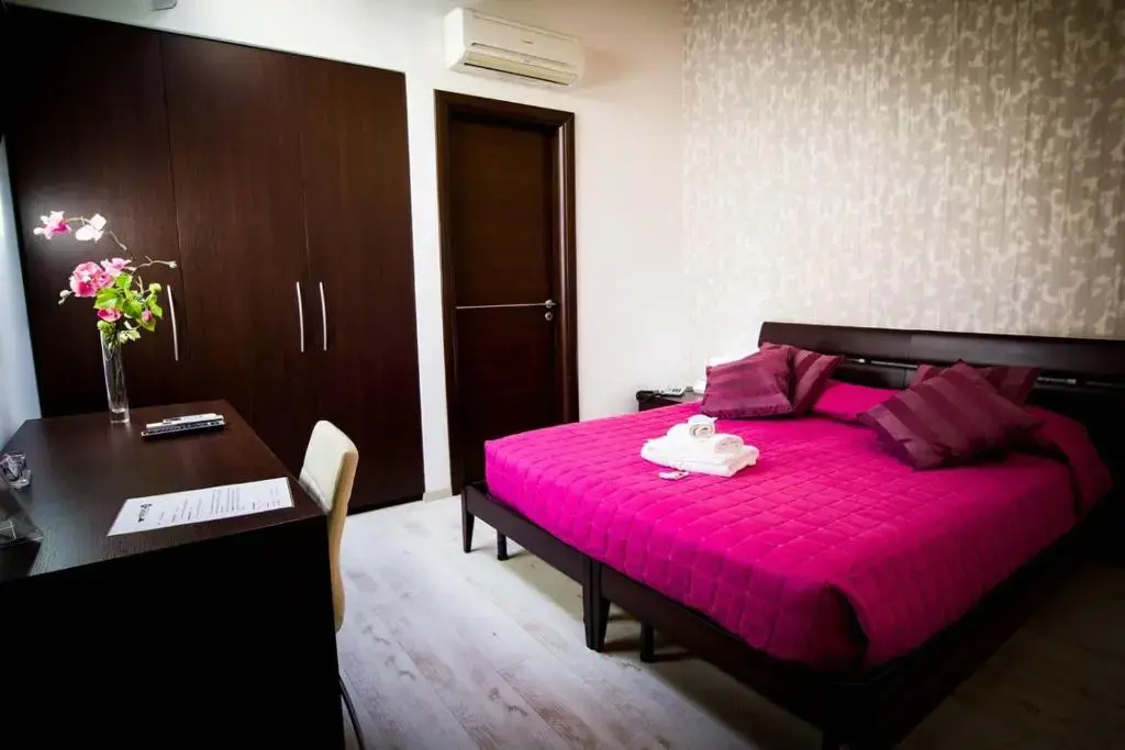 Standard Double room (twin beds)