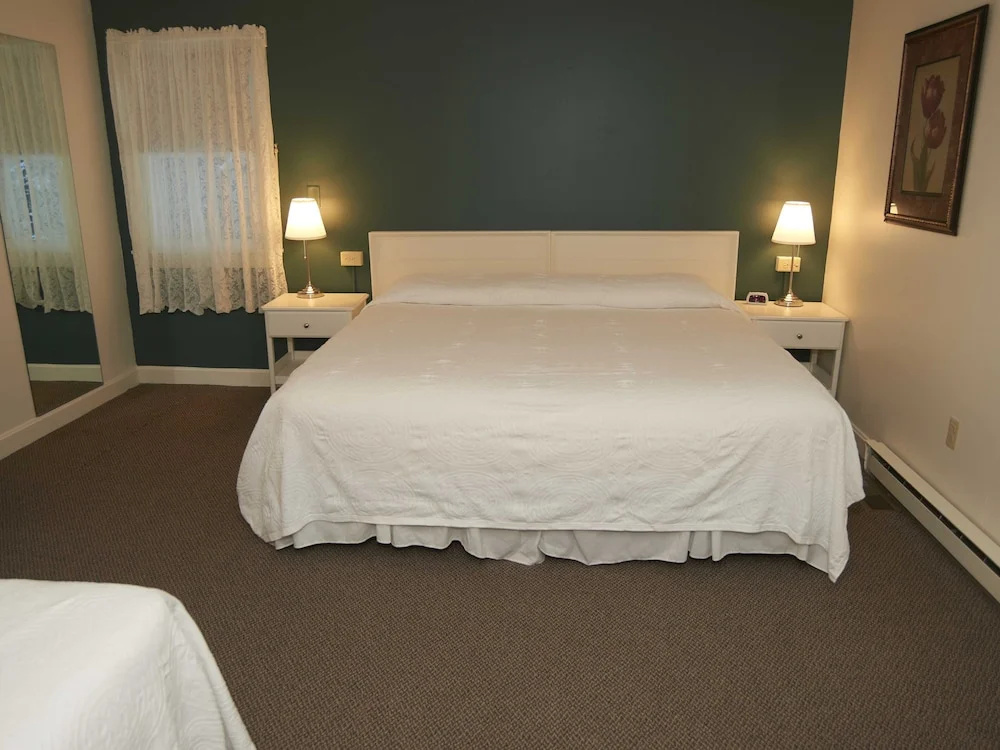 2 Bedrooms Cottage