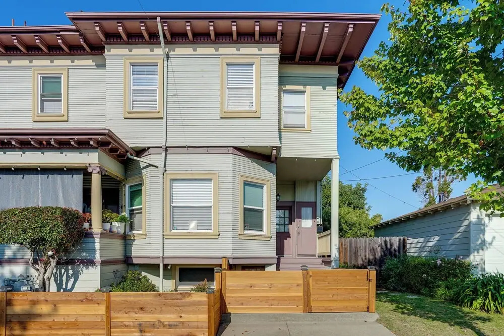 Pet-friendly Condo < 2 Mi to Alameda Beach!