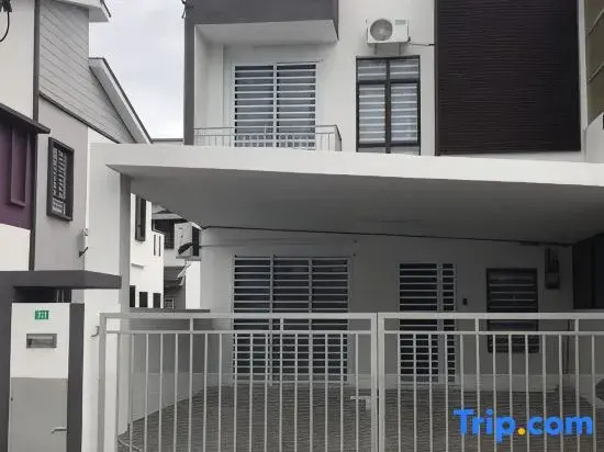 De cozy Homestay (8-14 pax)