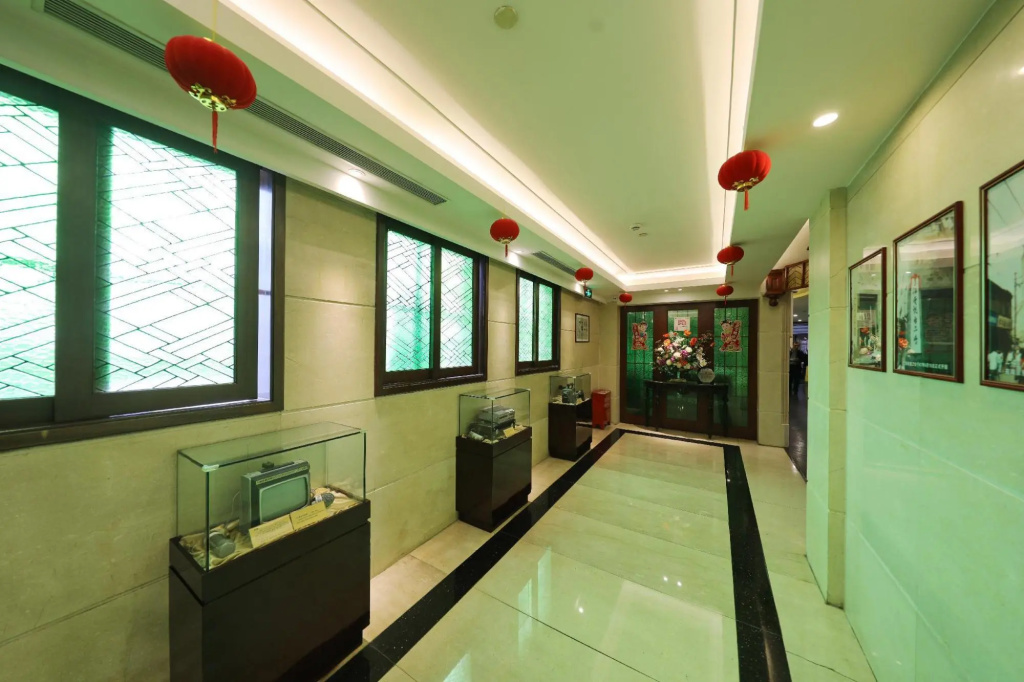 Seventh Heaven Hotel - Général