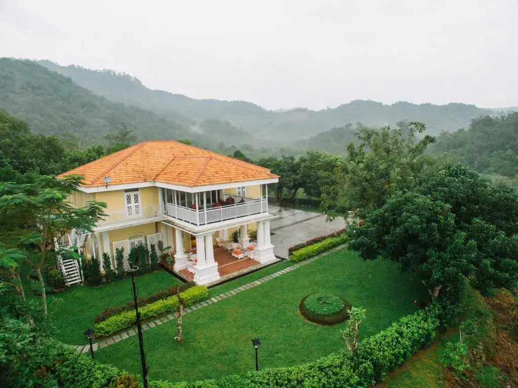Botanica Mansion