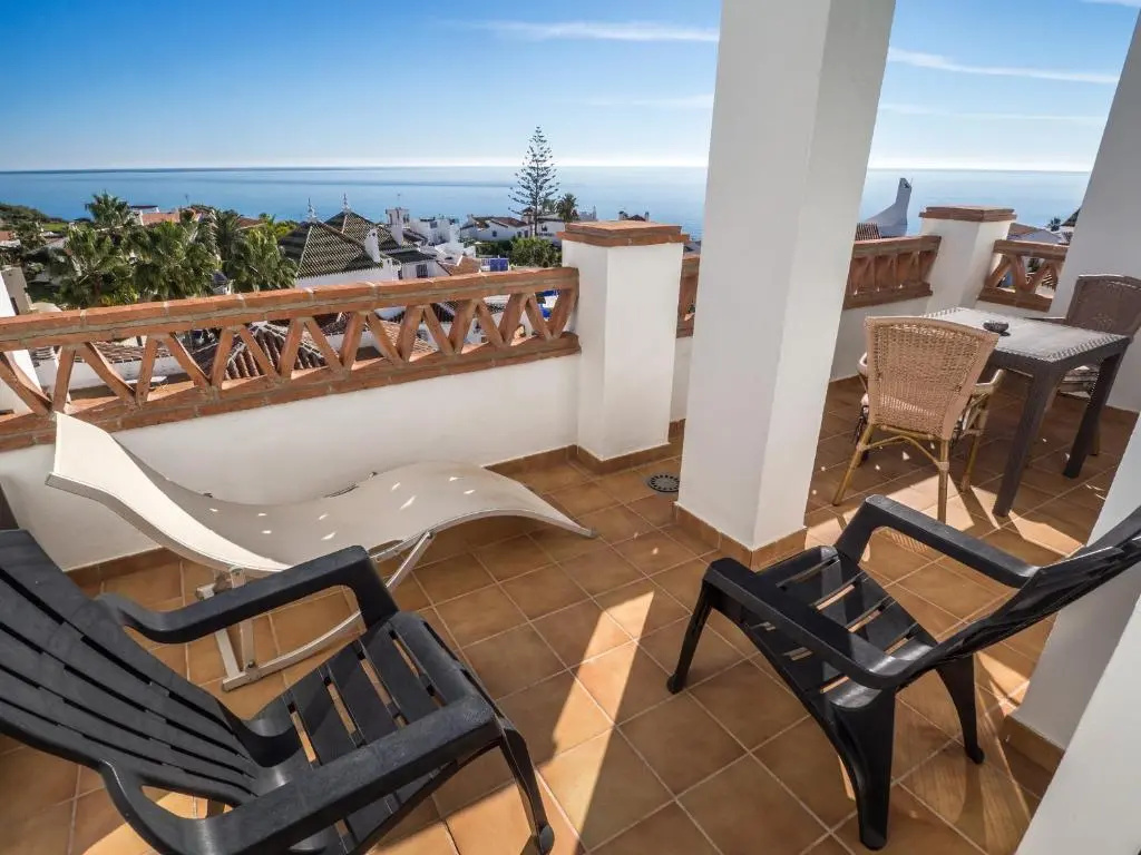 Apartment with sea view