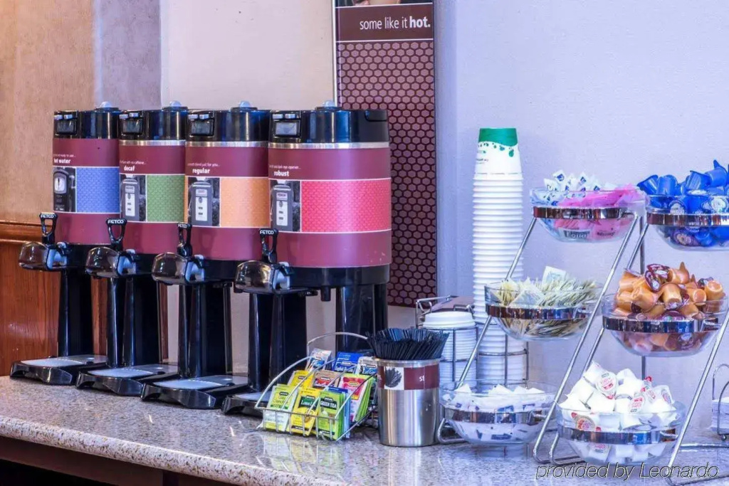 Hampton Inn & Suites Denton - Général
